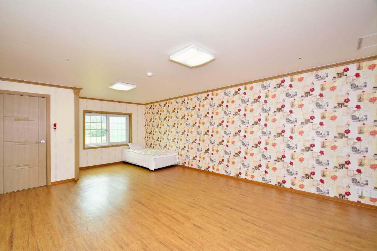 Sungbo Youth Hostel Mungyeong Eksteriør billede